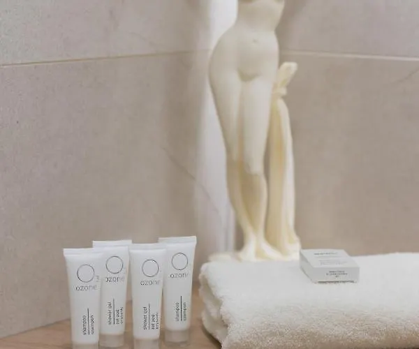 Modern Family With Parking By Renters アパート *